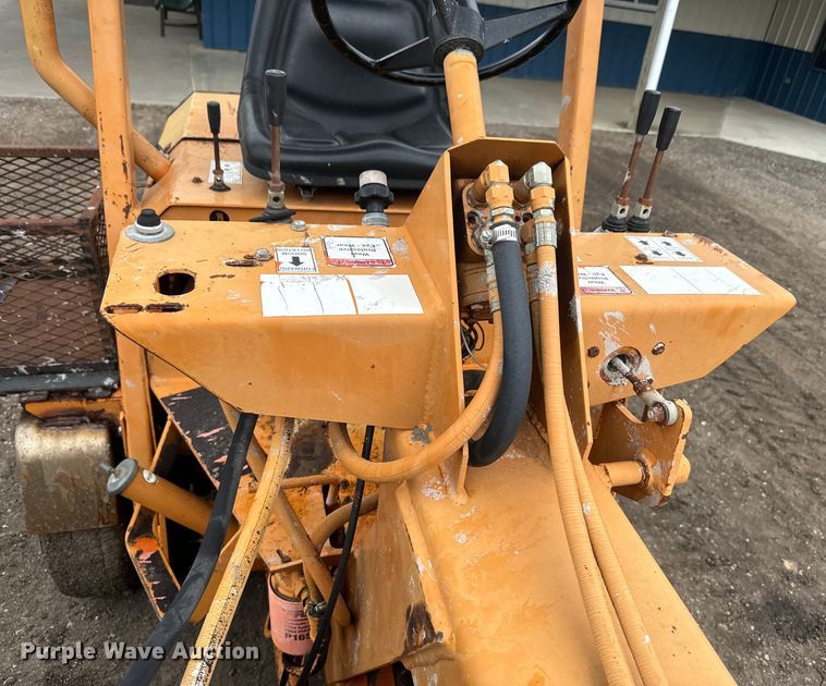 image for item EJ2743 Lay-Mor 8B broom