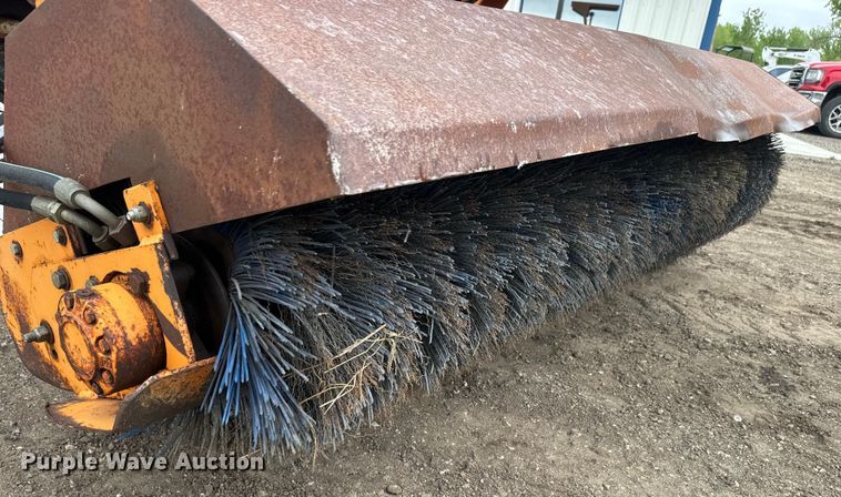 image for item EJ2743 Lay-Mor 8B broom