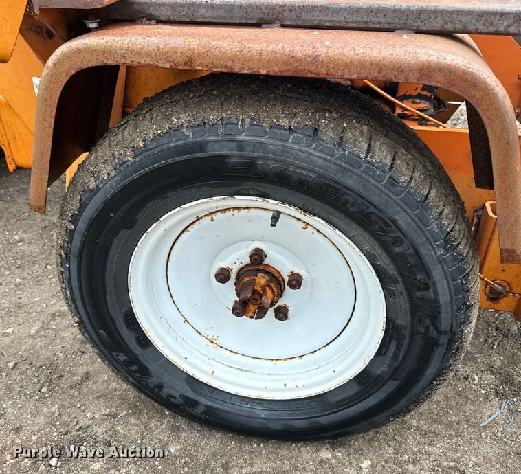 image for item EJ2743 Lay-Mor 8B broom