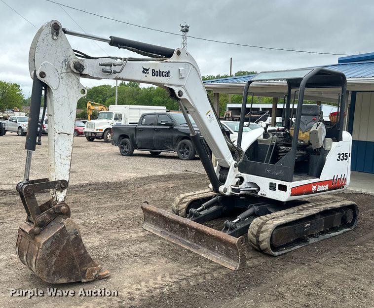 image for item EJ2745 2008 Bobcat 335G mini excavator