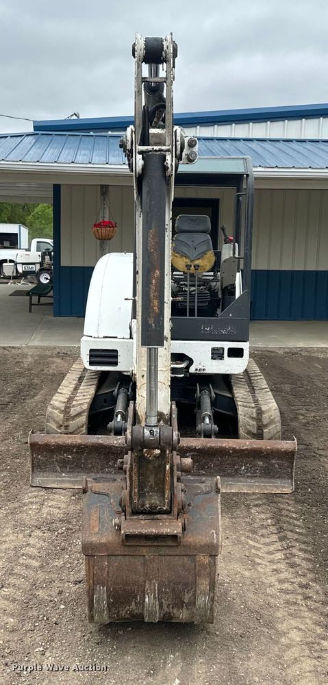 image for item EJ2745 2008 Bobcat 335G mini excavator