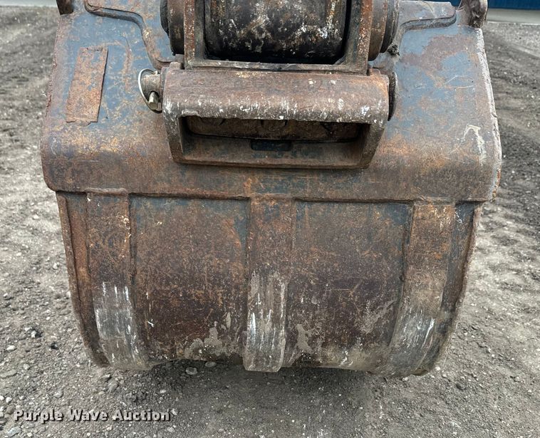 image for item EJ2745 2008 Bobcat 335G mini excavator