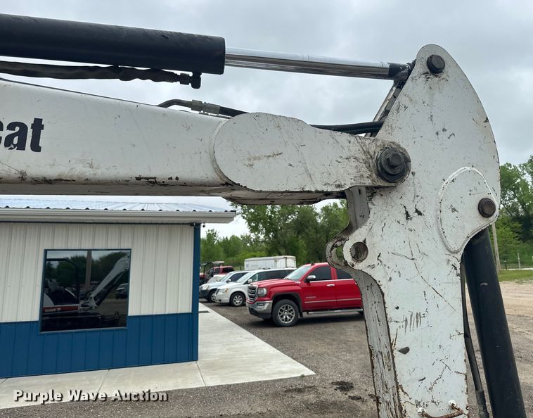 image for item EJ2745 2008 Bobcat 335G mini excavator