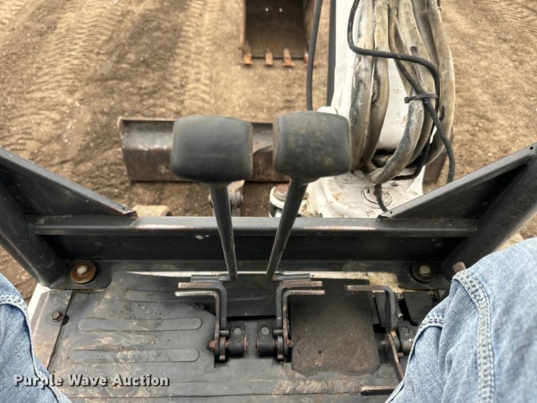 image for item EJ2745 2008 Bobcat 335G mini excavator