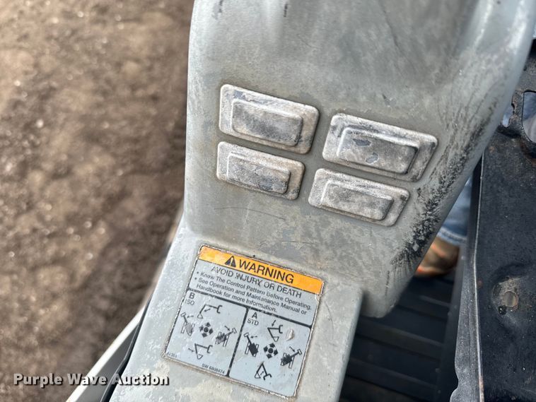 image for item EJ2745 2008 Bobcat 335G mini excavator