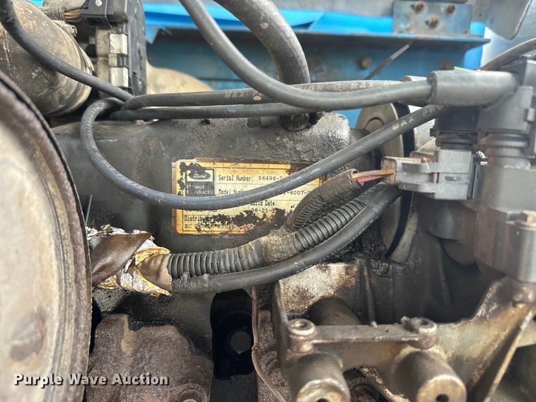 image for item EJ2746 1998 Genie S-40 boom lift