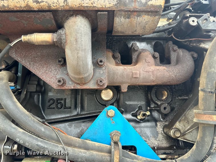 image for item EJ2746 1998 Genie S-40 boom lift