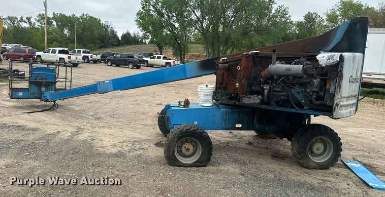 image for item EJ2754 Genie S-40 boom lift