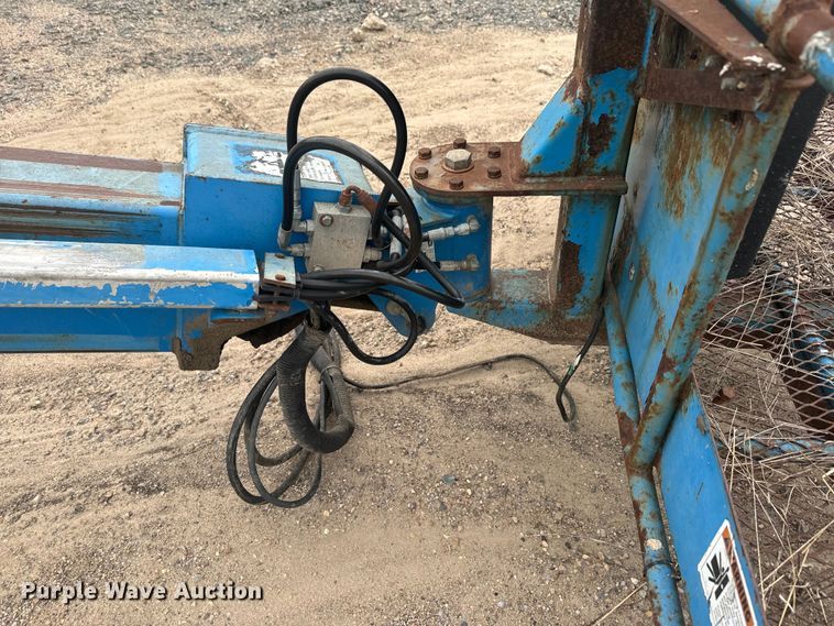 image for item EJ2754 Genie S-40 boom lift