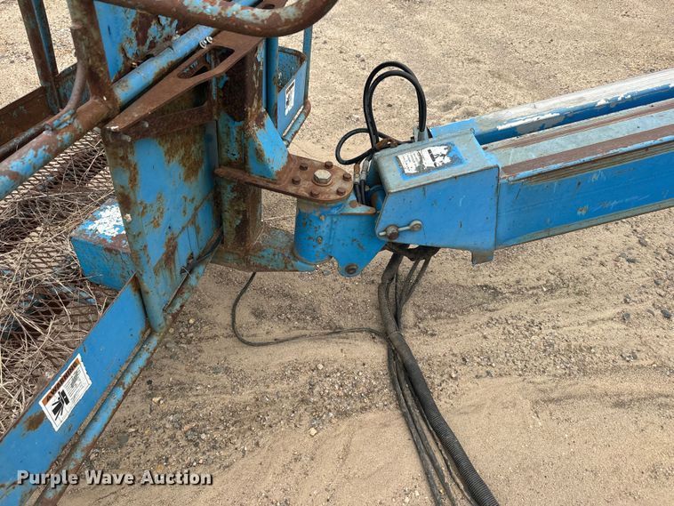 image for item EJ2754 Genie S-40 boom lift