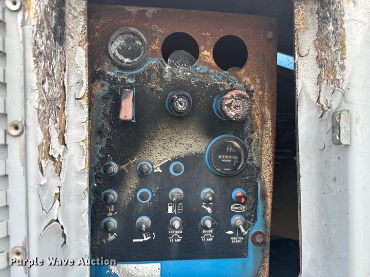 image for item EJ2754 Genie S-40 boom lift