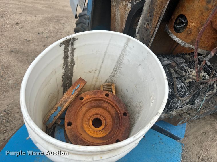 image for item EJ2754 Genie S-40 boom lift