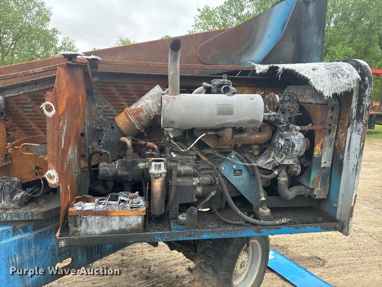 image for item EJ2754 Genie S-40 boom lift