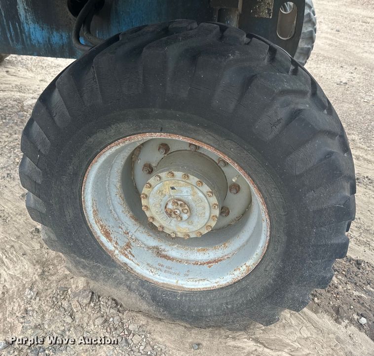 image for item EJ2754 Genie S-40 boom lift