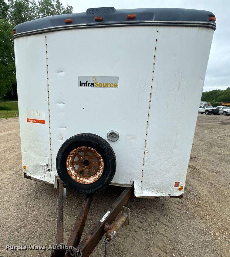 image for item EJ2757 1998 Doolittle enclosed cargo trailer
