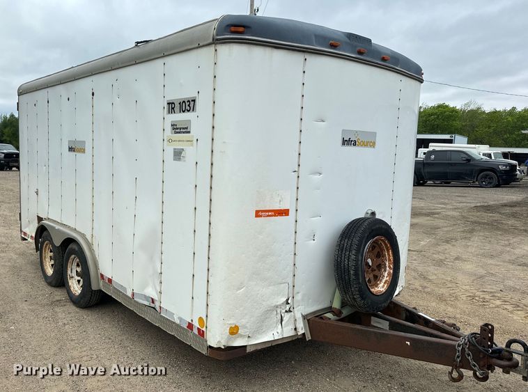 image for item EJ2757 1998 Doolittle enclosed cargo trailer