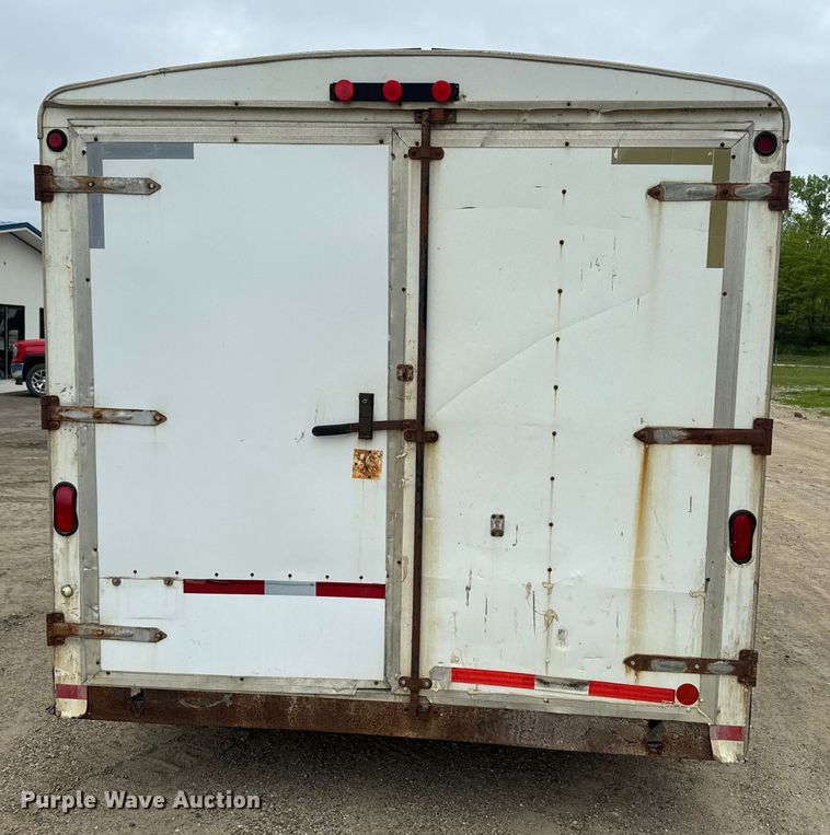 image for item EJ2757 1998 Doolittle enclosed cargo trailer