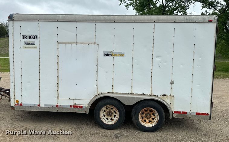 image for item EJ2757 1998 Doolittle enclosed cargo trailer