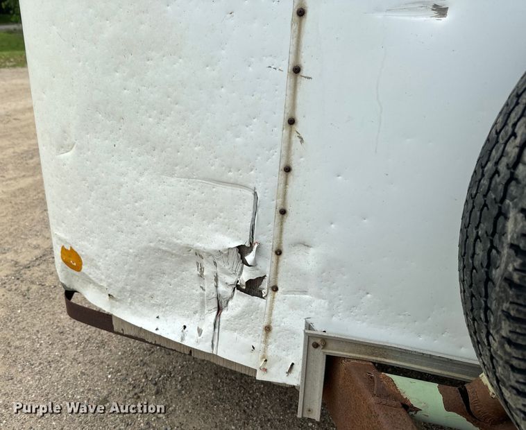 image for item EJ2757 1998 Doolittle enclosed cargo trailer