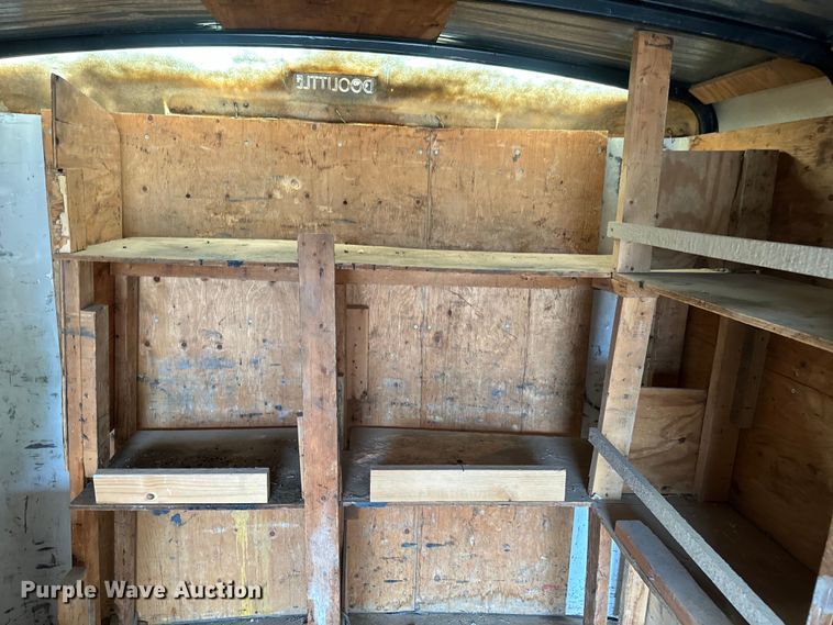 image for item EJ2757 1998 Doolittle enclosed cargo trailer