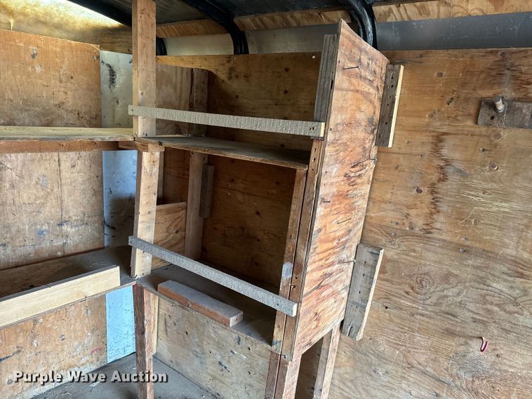 image for item EJ2757 1998 Doolittle enclosed cargo trailer