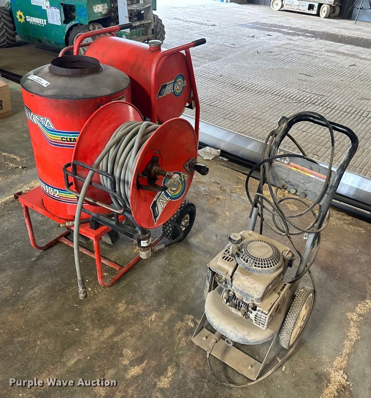 image for item EJ2759 (2) pressure washers