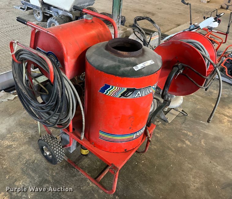 image for item EJ2759 (2) pressure washers