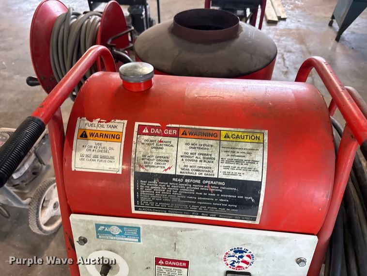 image for item EJ2759 (2) pressure washers