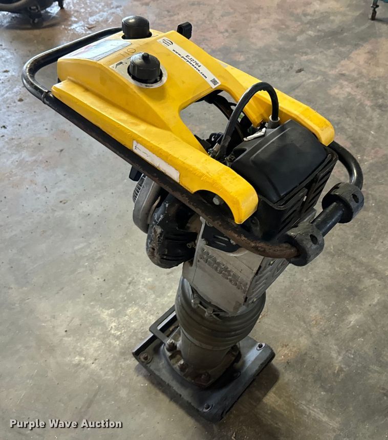 image for item EJ2764 Wacker Neuson compactor