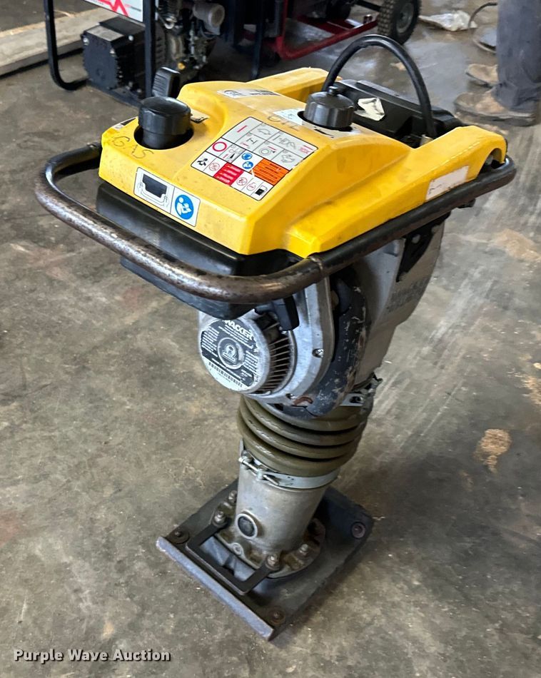 image for item EJ2764 Wacker Neuson compactor