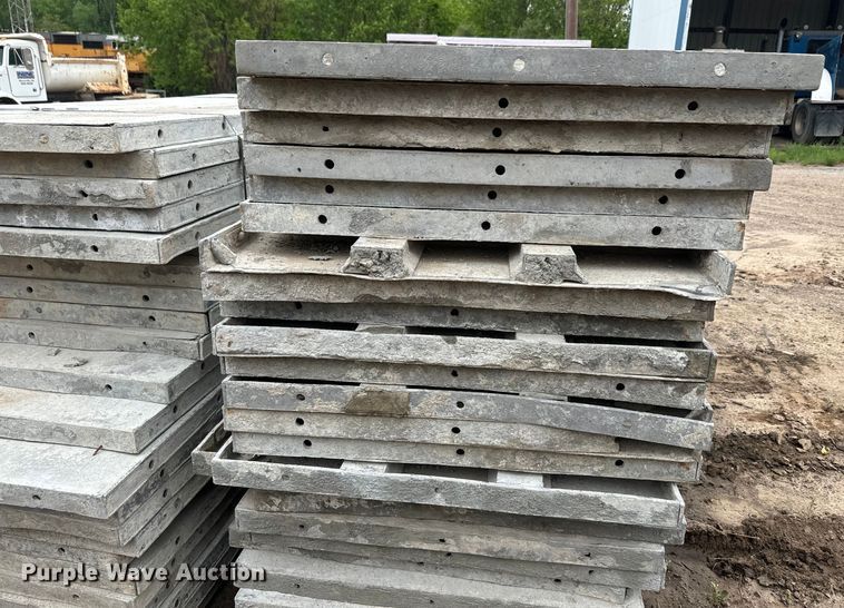 image for item EJ2768 Approximately 48 aluminum concrete forms