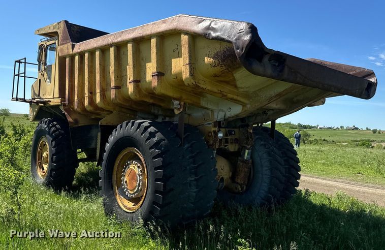 image for item EJ2790 1977 Caterpillar 769B haul truck