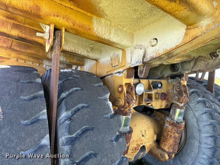 image for item EJ2790 1977 Caterpillar 769B haul truck