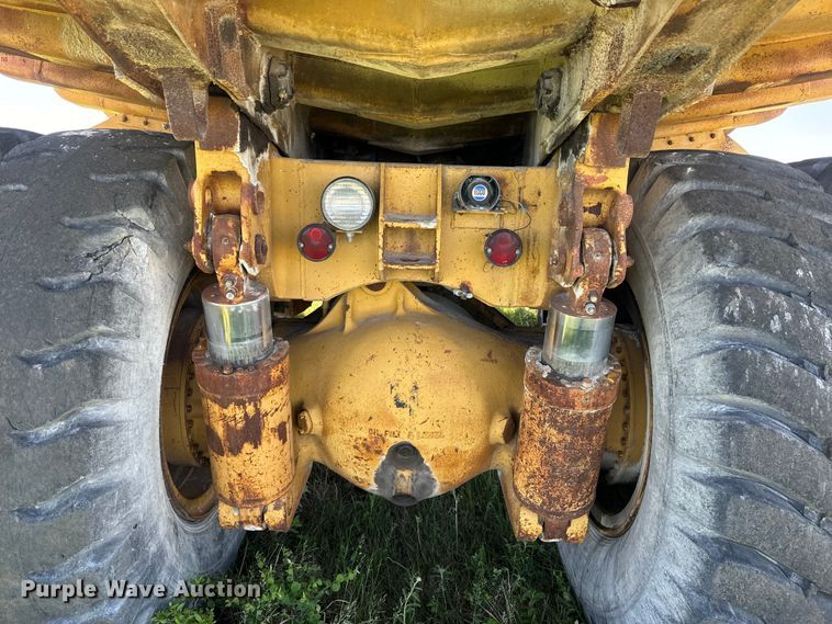 image for item EJ2790 1977 Caterpillar 769B haul truck