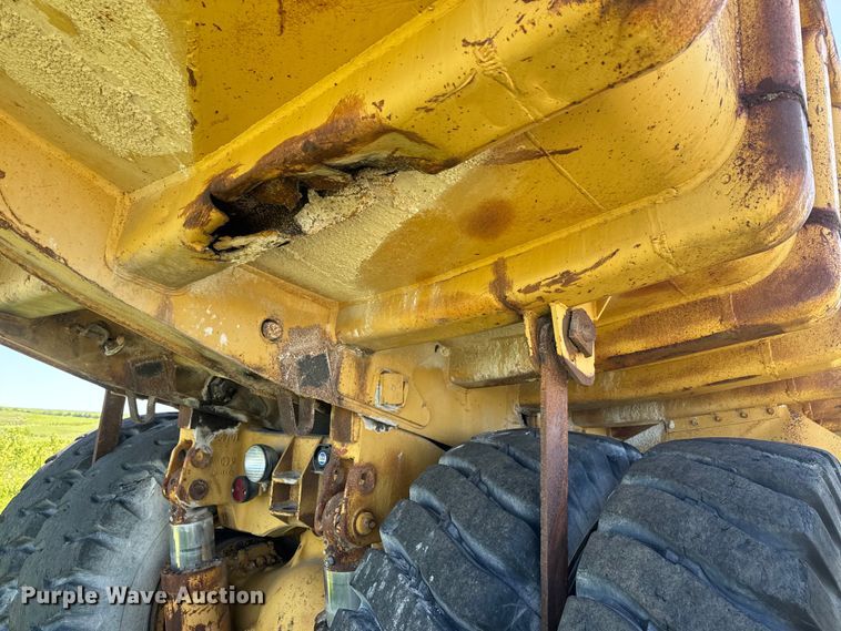 image for item EJ2790 1977 Caterpillar 769B haul truck