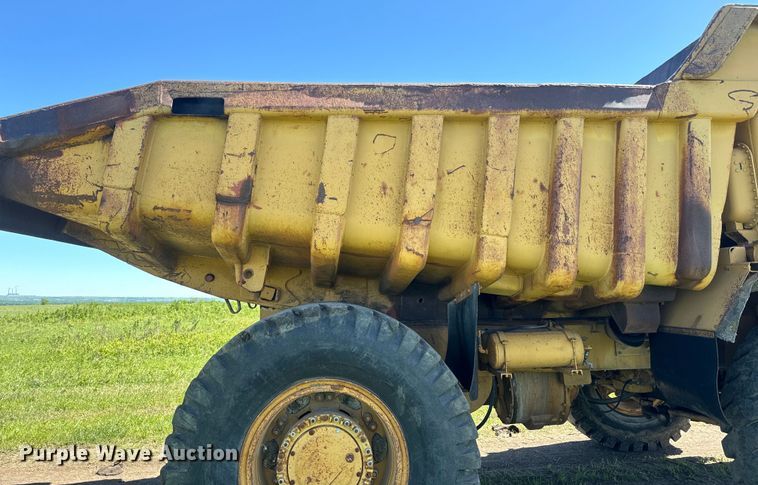 image for item EJ2791 1977 Caterpillar 769B haul truck