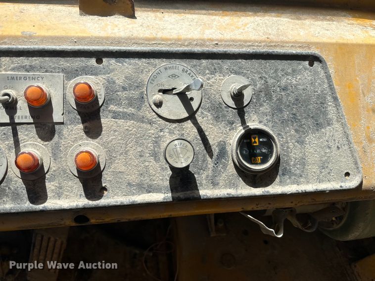 image for item EJ2791 1977 Caterpillar 769B haul truck