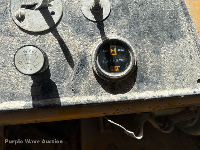 image for item EJ2791 1977 Caterpillar 769B haul truck