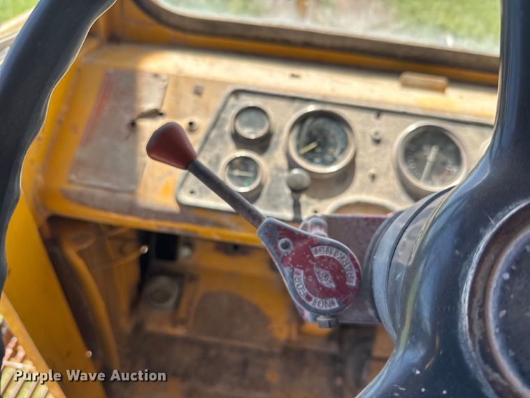 image for item EJ2791 1977 Caterpillar 769B haul truck