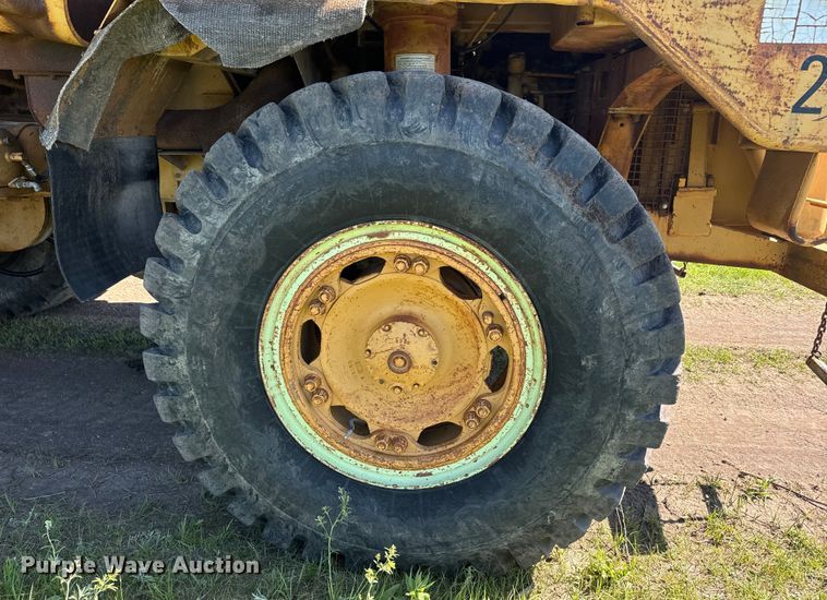 image for item EJ2791 1977 Caterpillar 769B haul truck