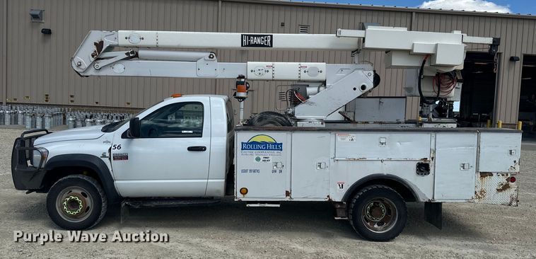 image for item EJ2792 2009 Dodge Ram 5500HD bucket truck