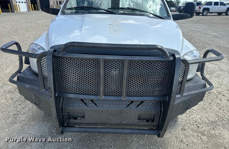 image for item EJ2792 2009 Dodge Ram 5500HD bucket truck