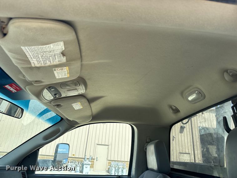 image for item EJ2792 2009 Dodge Ram 5500HD bucket truck