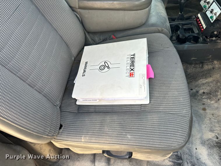 image for item EJ2792 2009 Dodge Ram 5500HD bucket truck