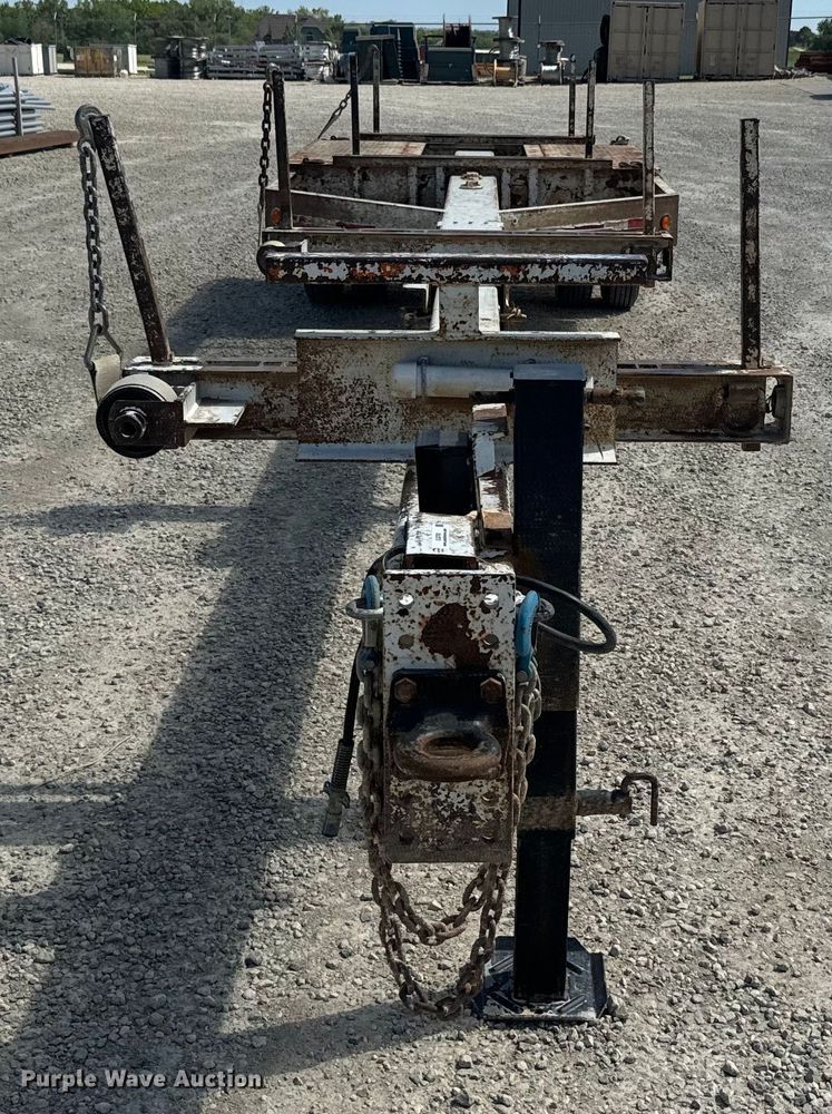 image for item EJ2793 2008 CZ Engineering pole trailer