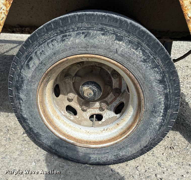 image for item EJ2793 2008 CZ Engineering pole trailer