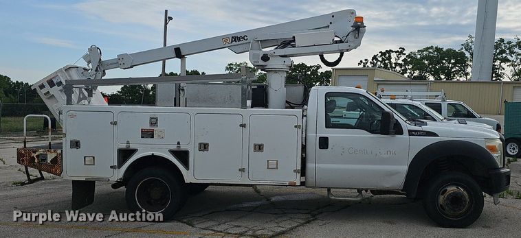 image for item EJ5371 2011 Ford F450 Super Duty bucket truck
