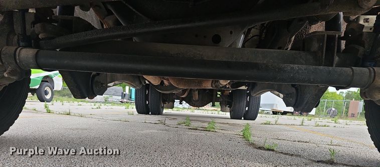 image for item EJ5371 2011 Ford F450 Super Duty bucket truck