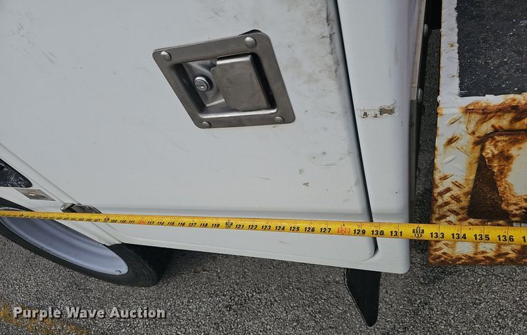 image for item EJ5371 2011 Ford F450 Super Duty bucket truck