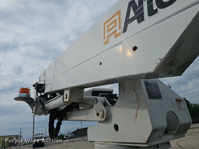 image for item EJ5371 2011 Ford F450 Super Duty bucket truck